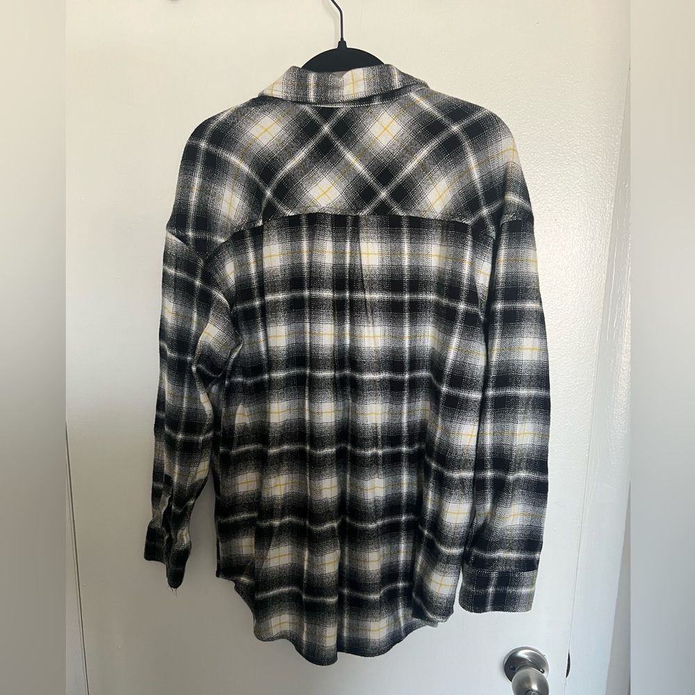 BP Oversized Flannel - Picture 4 of 4